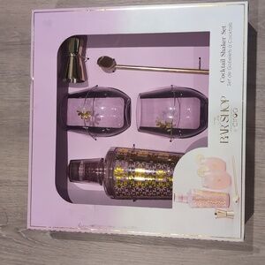 Brand new cocktail shaker kit Set